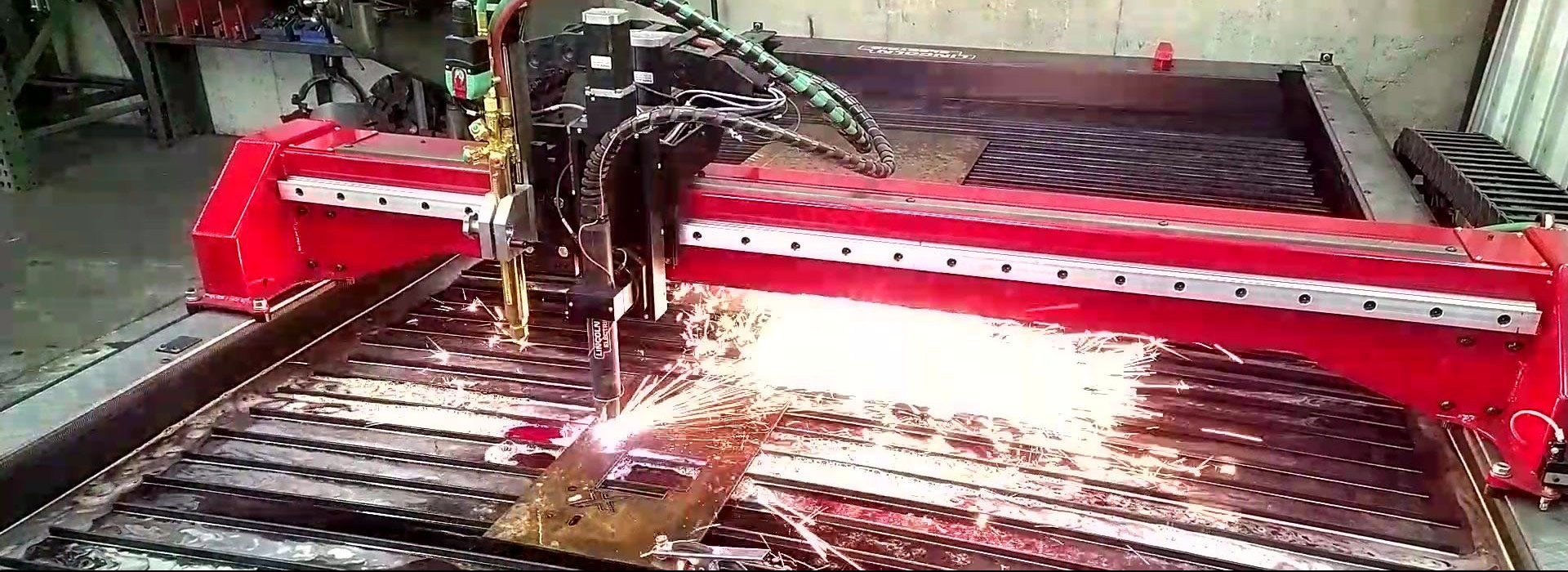 Plasma cutter cutting 